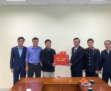 Viện KSND huyện Ba Vì đón tiếp đoàn công tác của Huyện ủy Ba Vì đến thăm,...